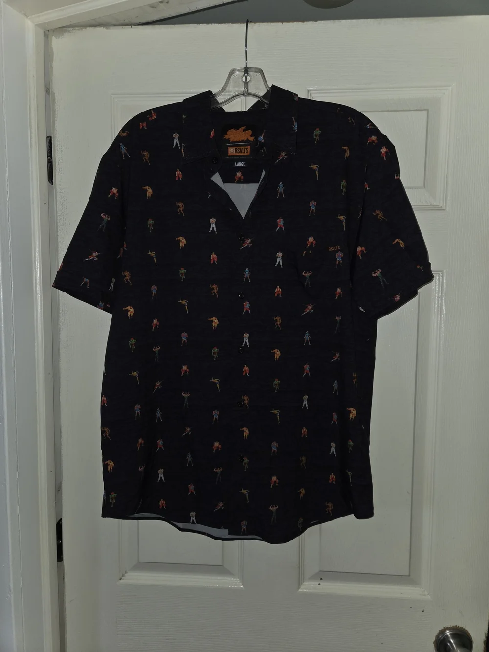 RSVLTS Street Fighter KUNUFLEX Shirt Mens Large- Short Sleeve Button Down
